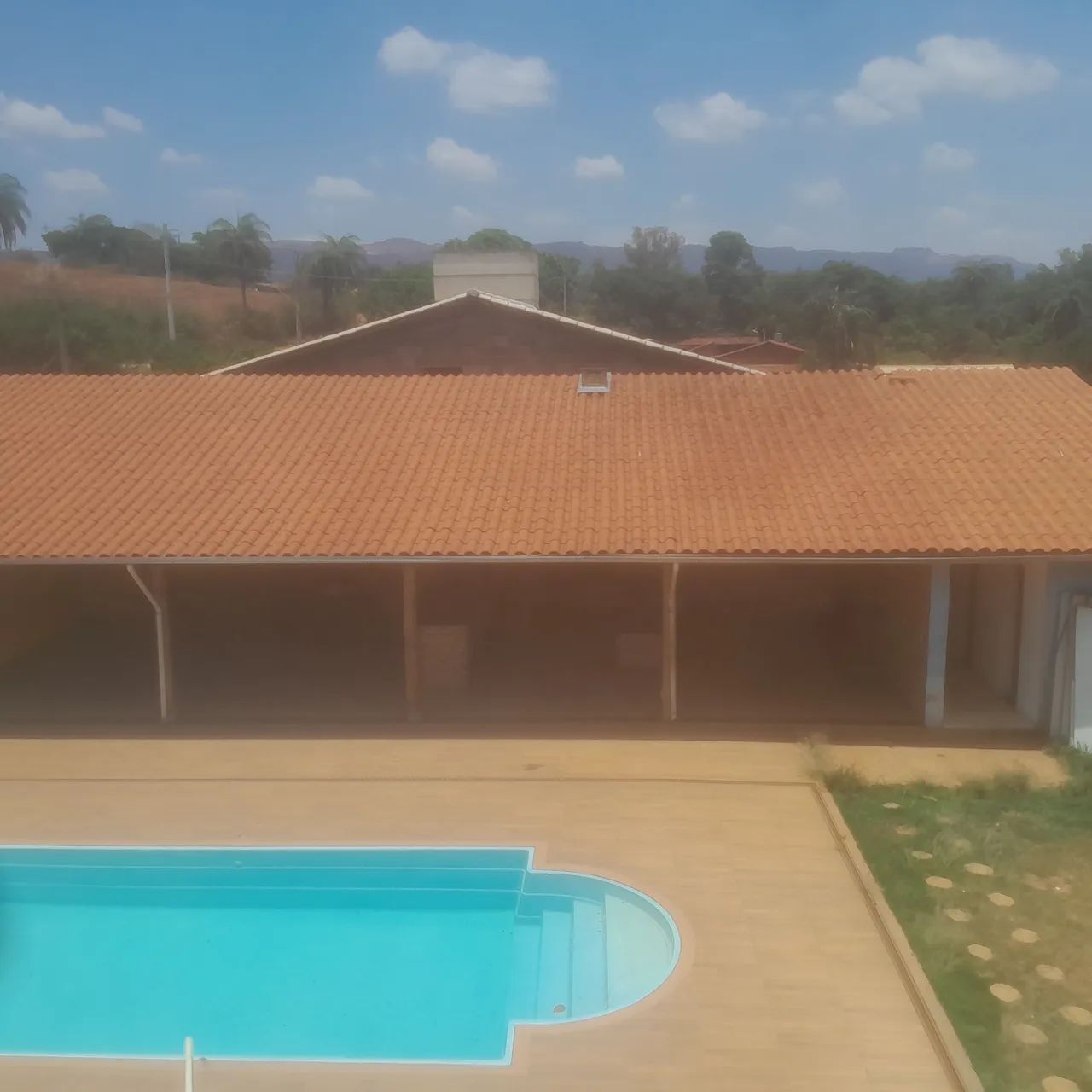 Casa com piscina Área rural 