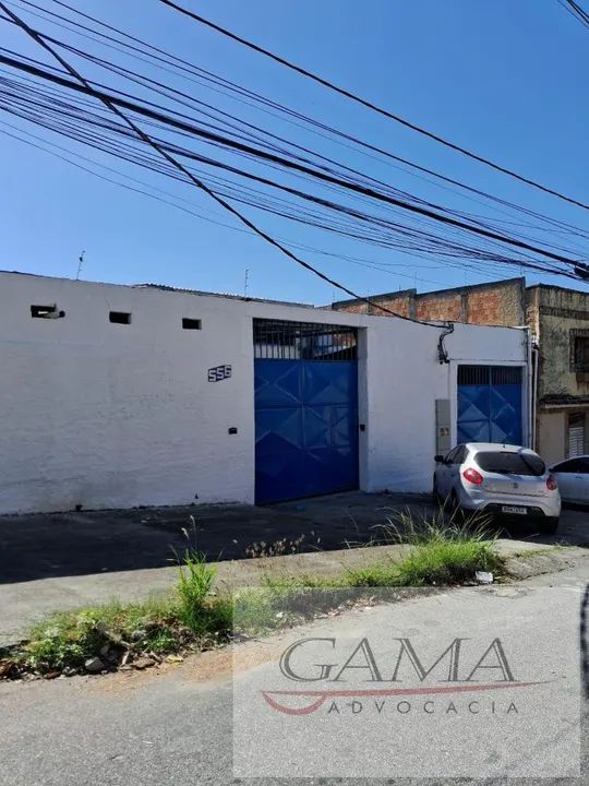 Galpão para Locação em Rio de Janeiro, Penha, 4 banheiros