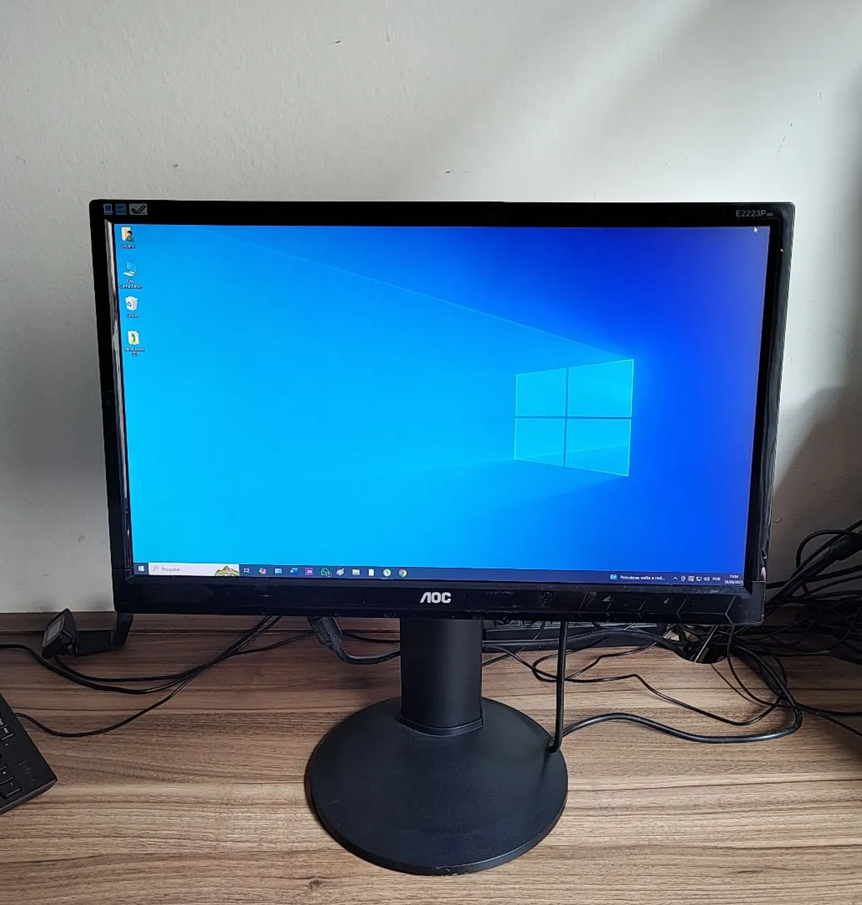 Monitor AOC E2223P 21.5 polegadas