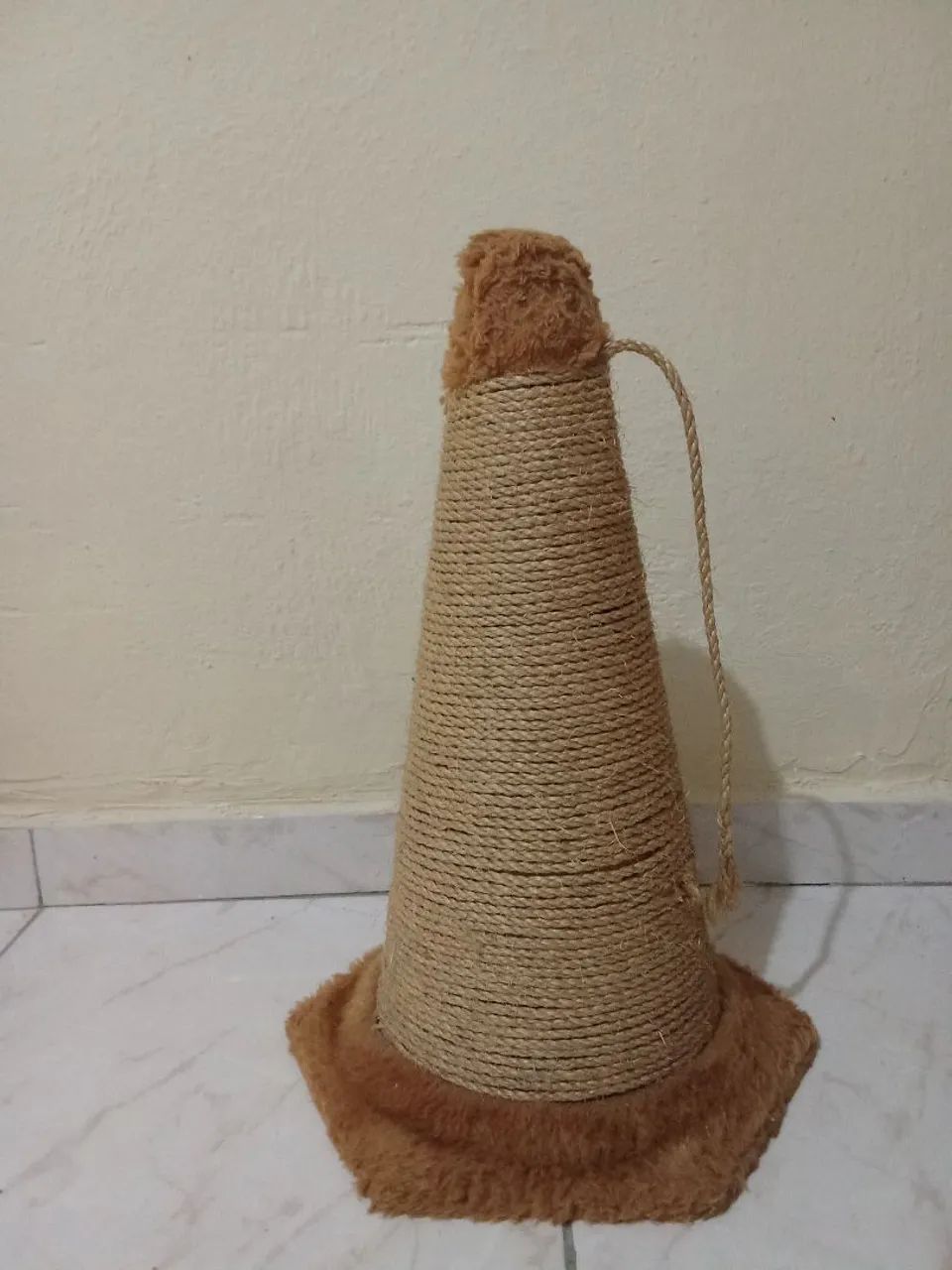 Arranhador em formato de cone - Foto 3