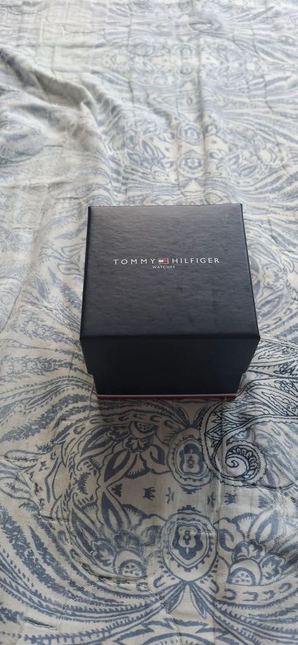 Para vender rapido negociável-Relógio Tommy Hilfiger th2051343270 - Foto 4