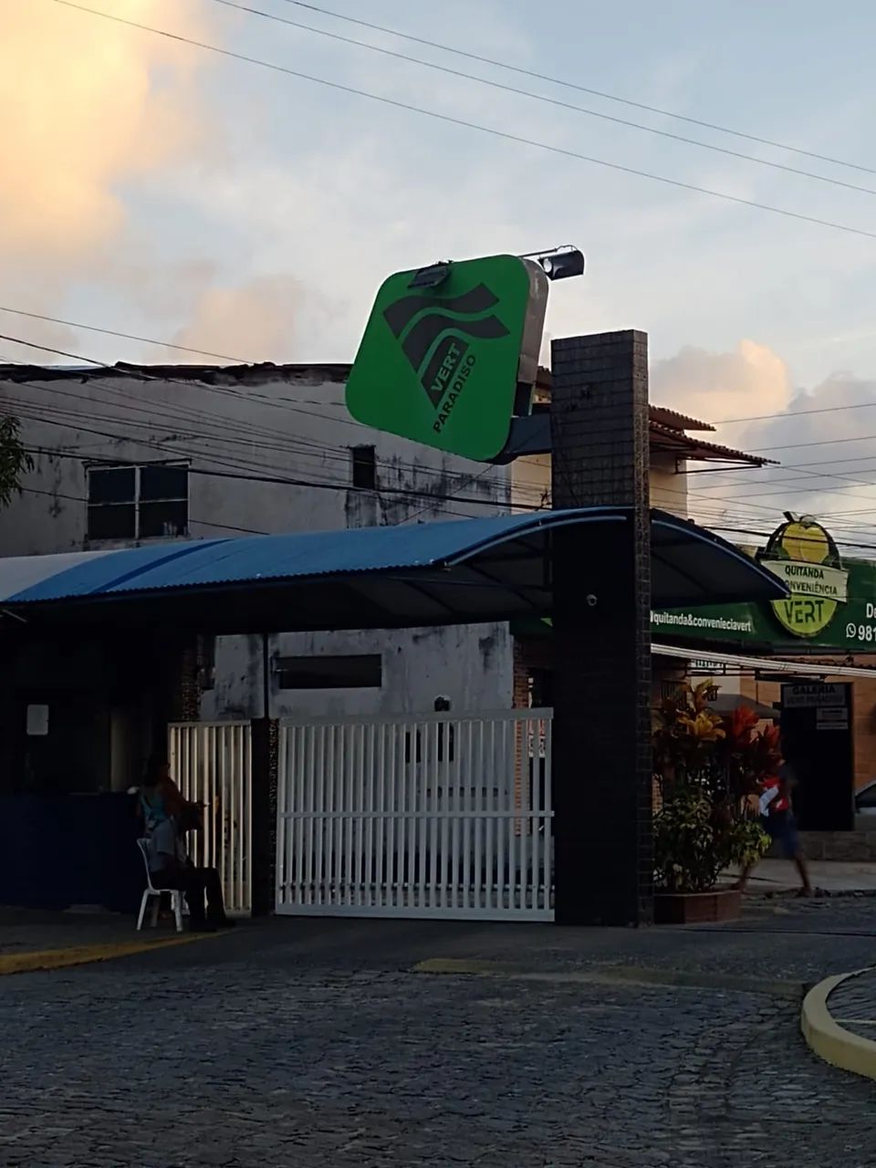 Vendo ótima casa no Residencial Vert. Paradise, no Antares, Maceió-AL. - Foto 3