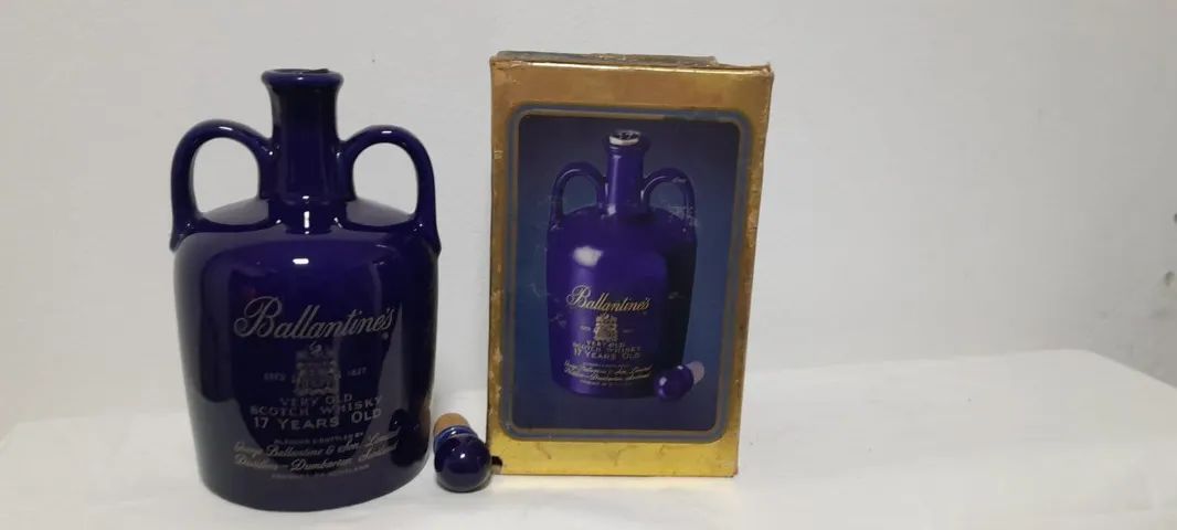 Bebida - whisky ballantines 17 anos garrafa porcelana - Foto 2