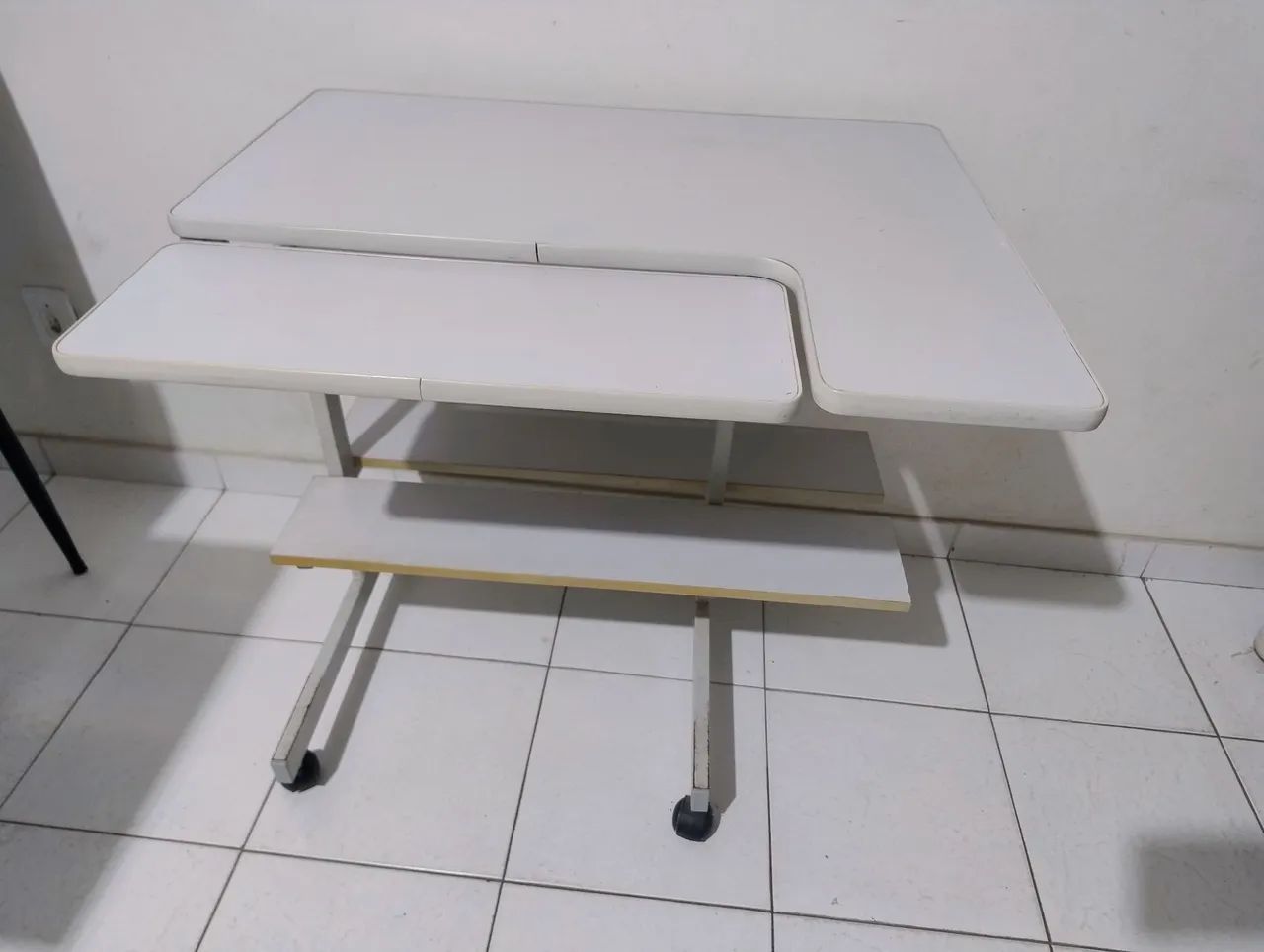 Mesa para computador 64231159858947120