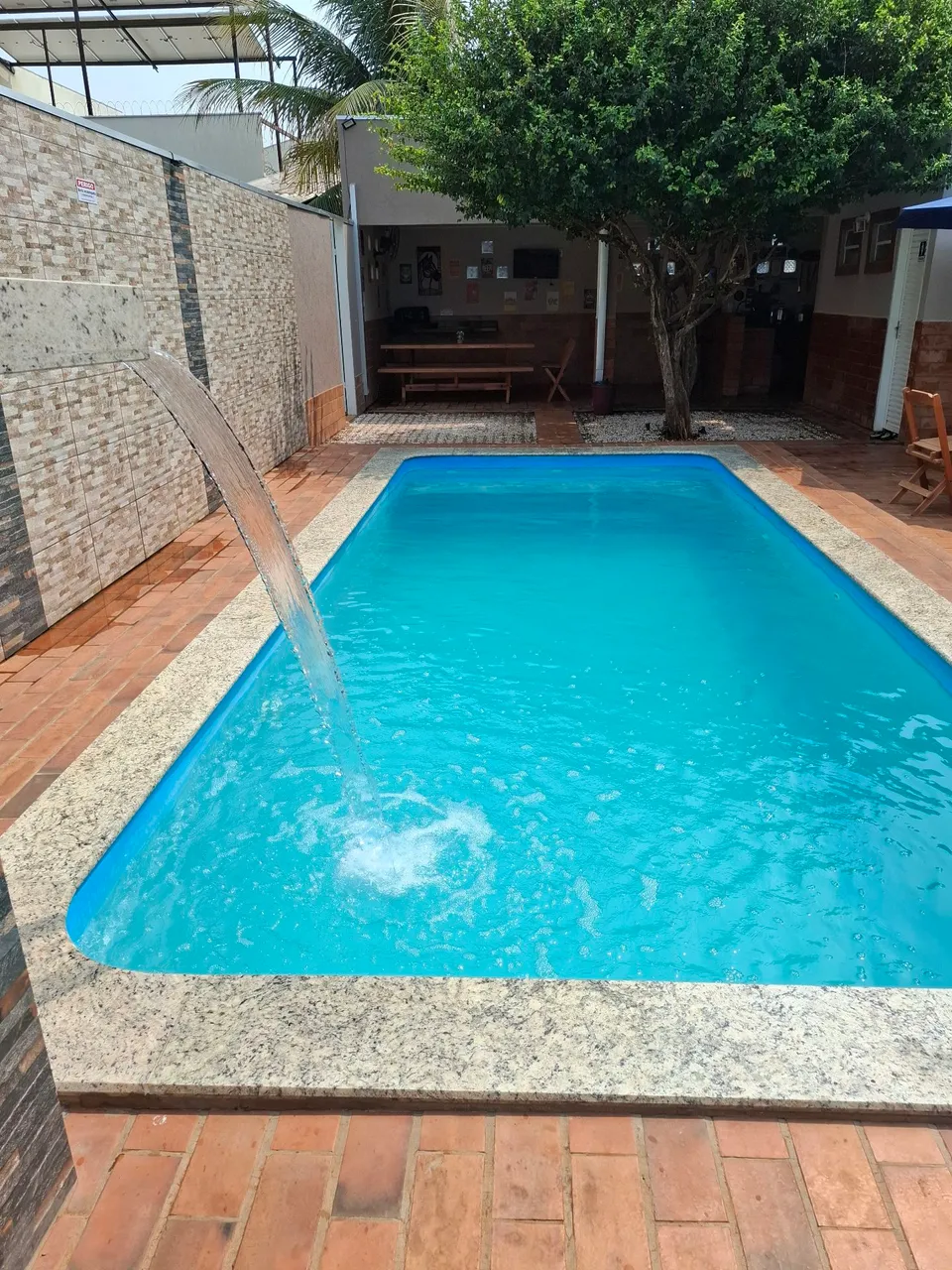 Espaço para festa e eventos com piscina