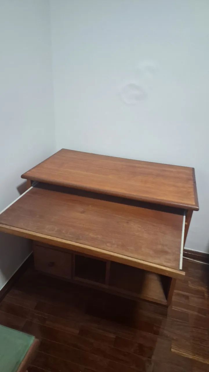 Mesa de escritorio de madeira - Foto 4