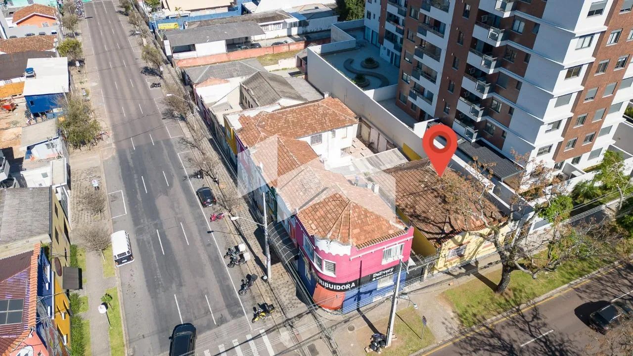 Terreno com Construção em Localização Privilegiada - Próximo à Ligga Arena - Foto 7