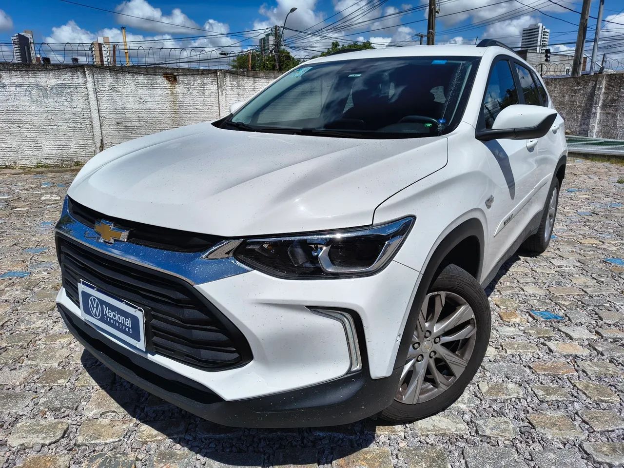 Tracker LTZ turbo automático 2024 completo. Carro extra! Apenas 16mil km