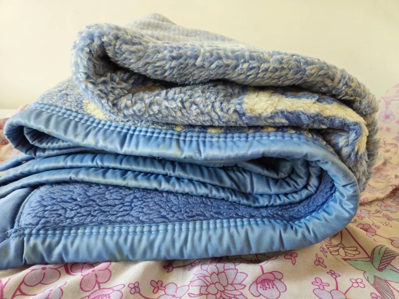 Cobertor Casal dupla face azul aconchegante