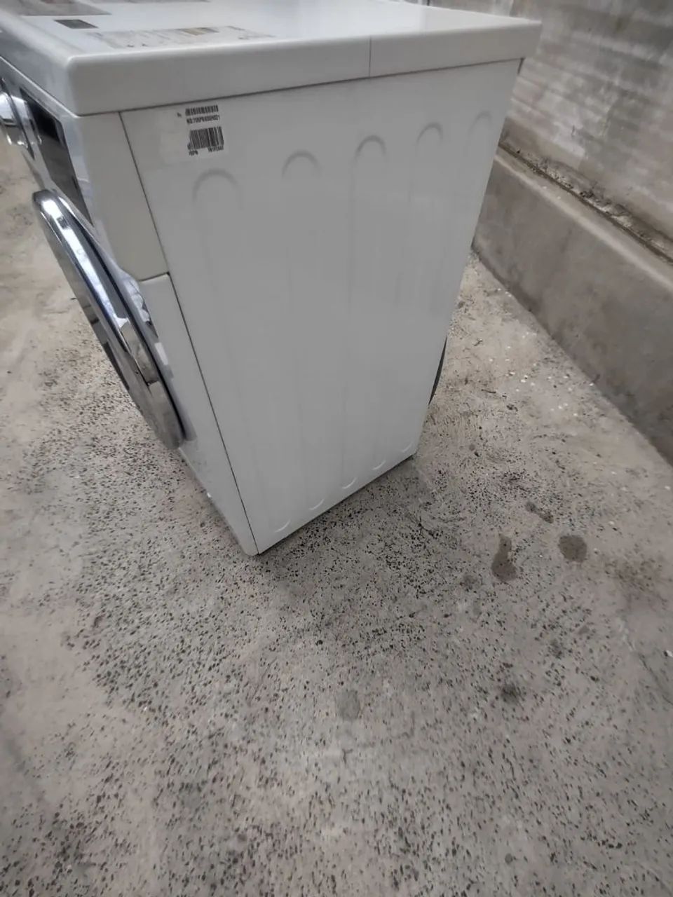 VENDO Lava e Seca LG 8,5kg 127V CONSERVADA  - Foto 5