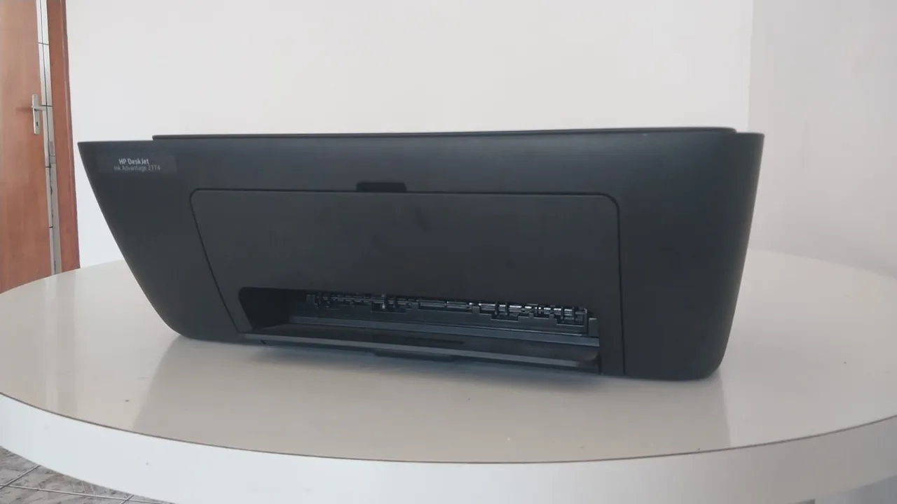 Hp DeskJet Ink Advantage 2774, sem cartuchos.