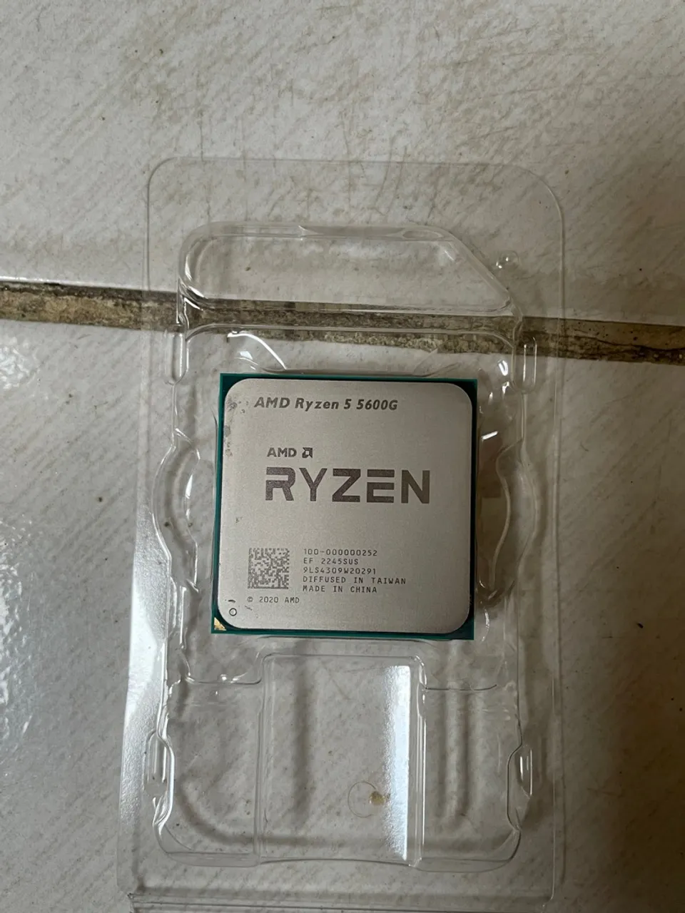 AMD RYZEN 5 5600G
