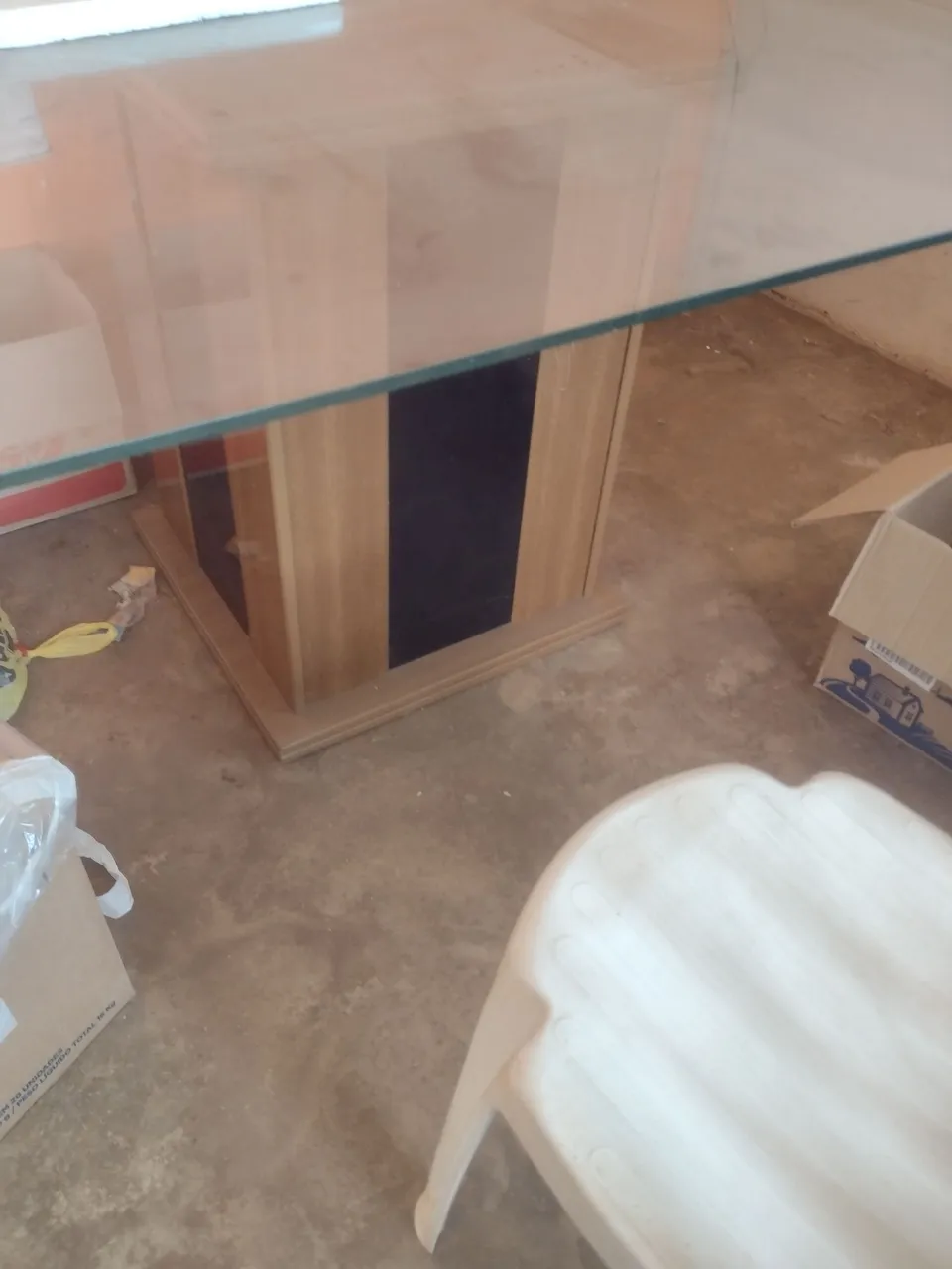 Mesa de jantar com design moderno