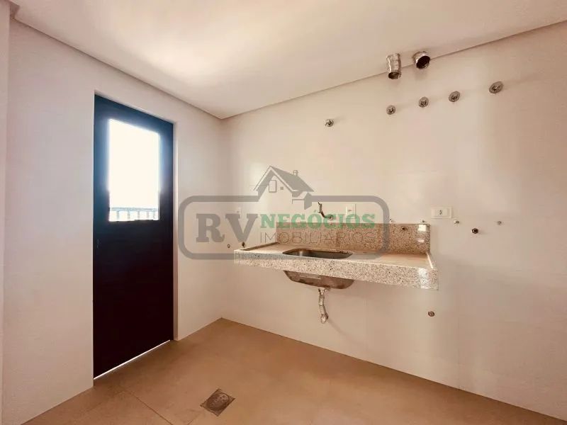 CA4702Imóvel para venda tem 200 metros quadrados com 4 quartos em Granbery - Juiz de Fora  - Foto 4
