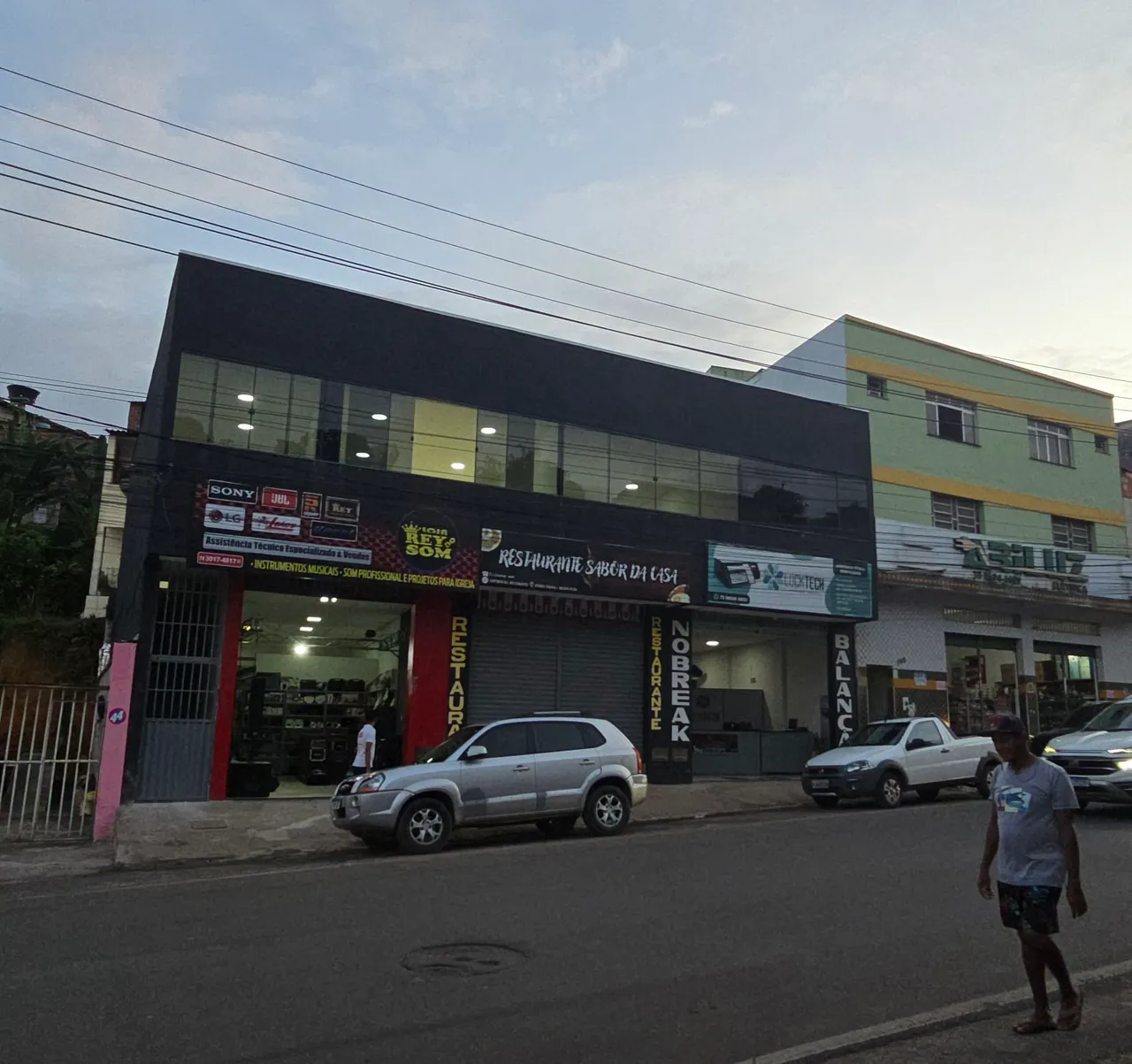 Salas Comerciais - Escritórios