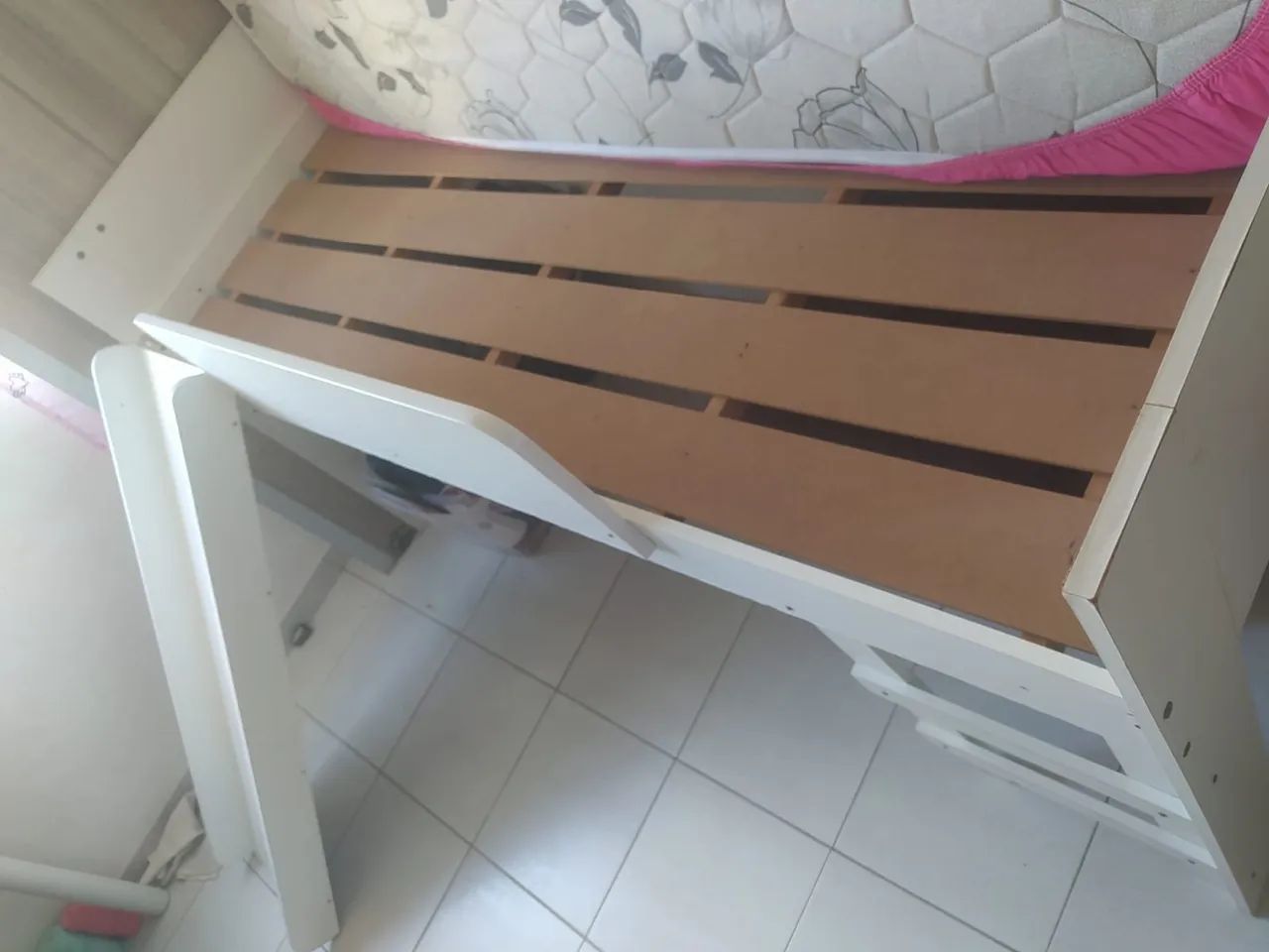 Cama infantil com escorregador - Foto 2
