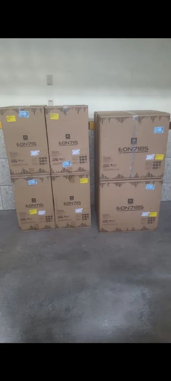 Sub EON718S JBL Promoção!