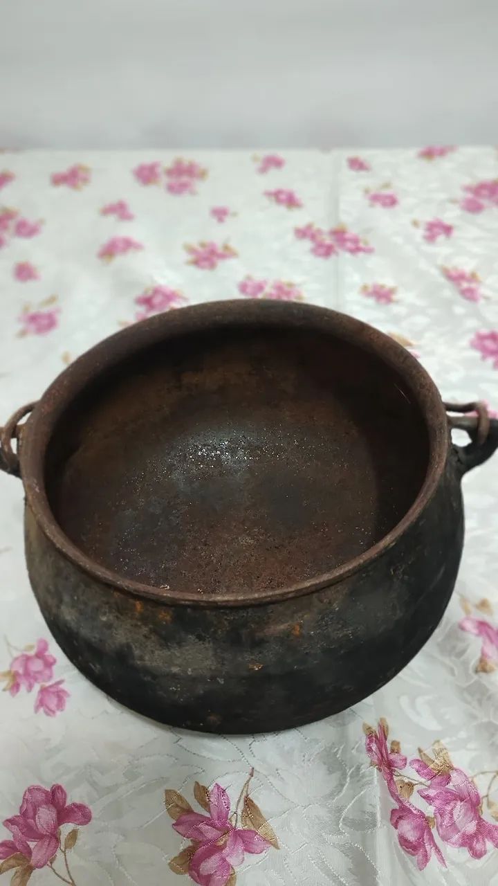 Panela de ferro antiga  - Foto 2