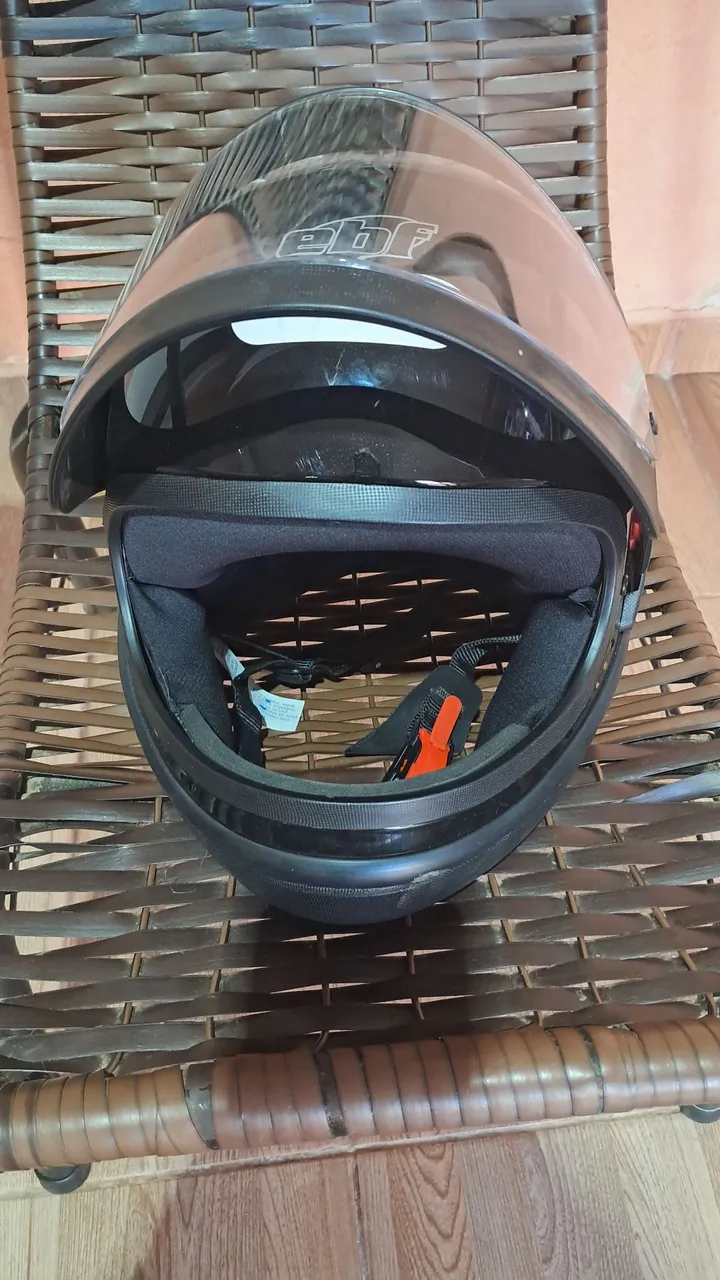 Capacete de Moto EBF