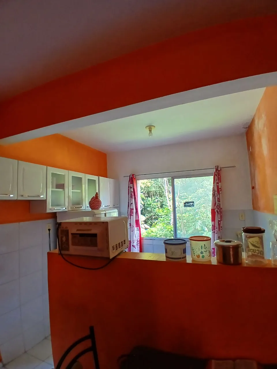 Alugo apartamento