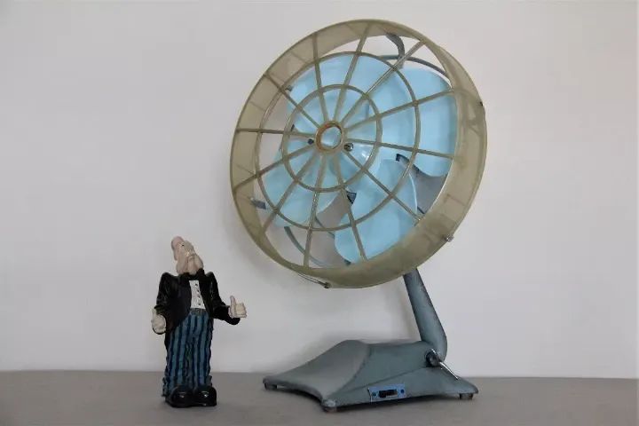 Ventilador Arno Azul Ceu com Grade Transparente ( 35cm ) 60w - Anos 80 - Foto 3