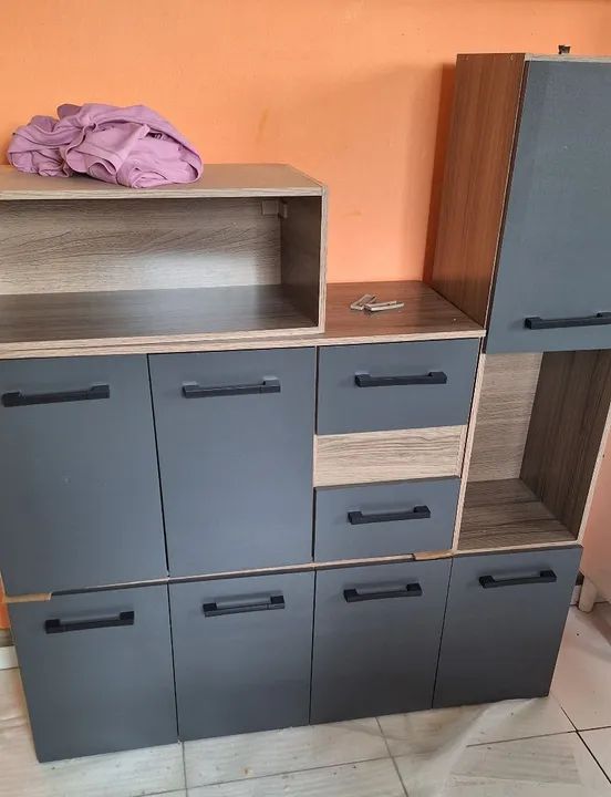 Vende-se Armário de cozinha com design moderno