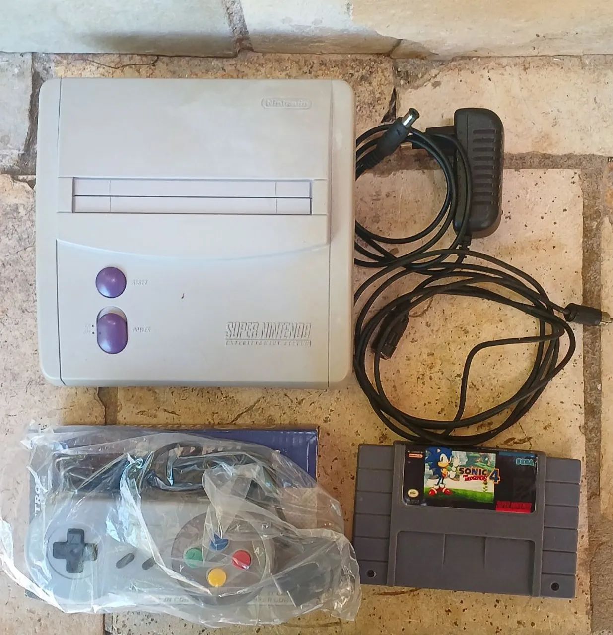 Super Nintendo (SNES) Completo + Jogo Sonic