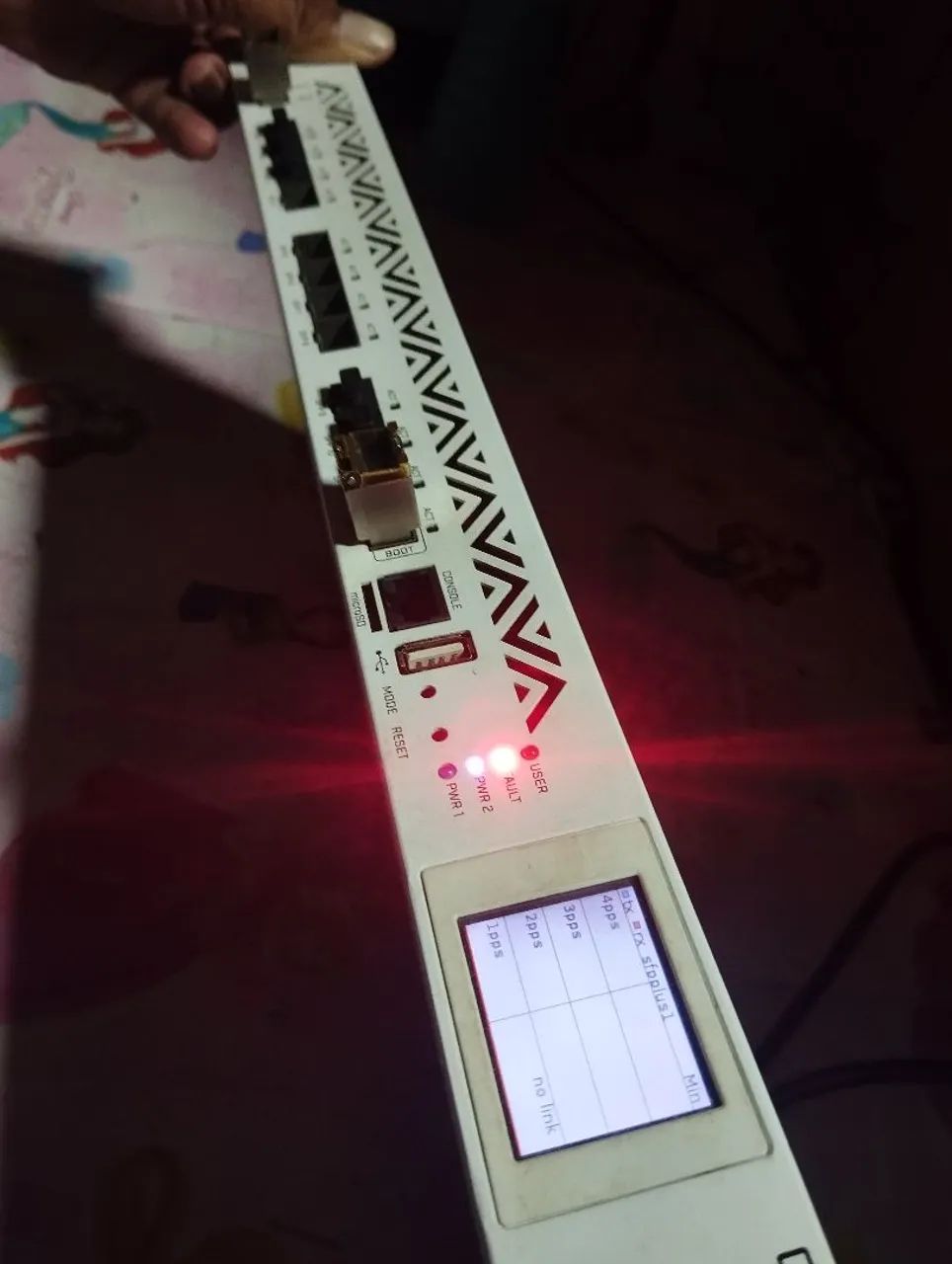 Roteador Cloud Core MikroTik CCR 1016-12s-1s+ - Foto 3