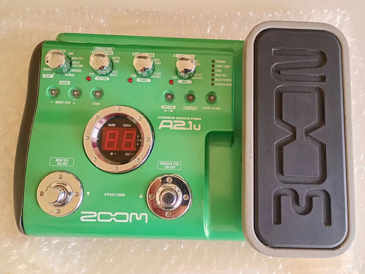 Pedaleira Zoom A2.1u para Violão - com Manual português