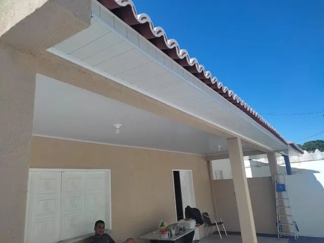 FORRO DE PVC BRANCO E AMADEIRADO - Foto 4