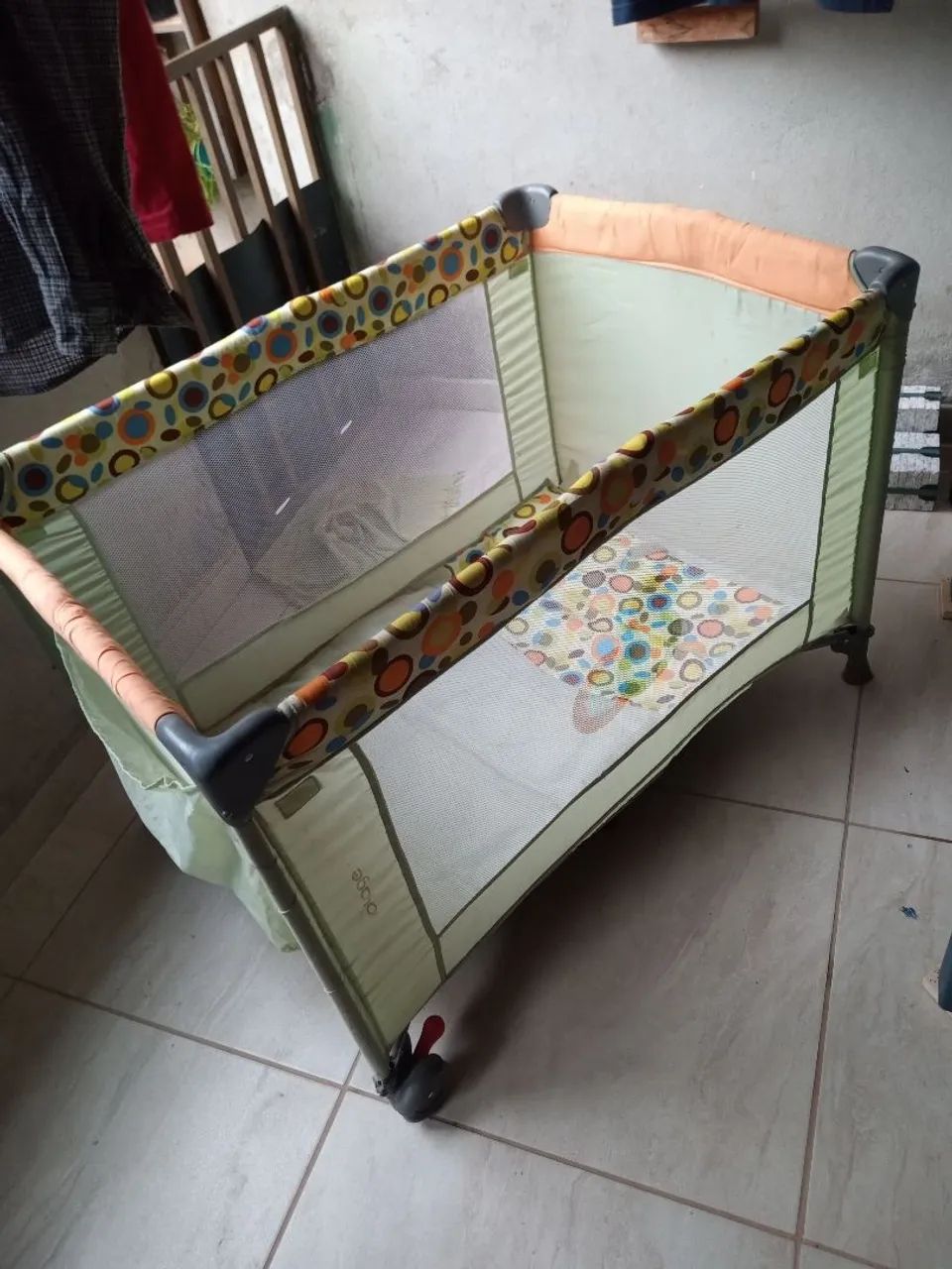 Berço portátil infantil