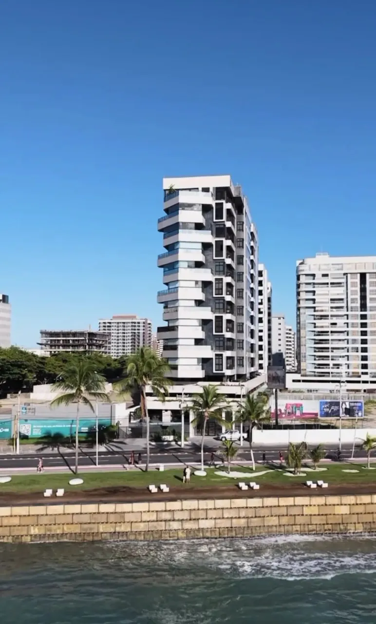 Oportunidade no Edf. Salt, com 209 metros quadrados com 4 suítes em Jatiúca - Maceió - AL