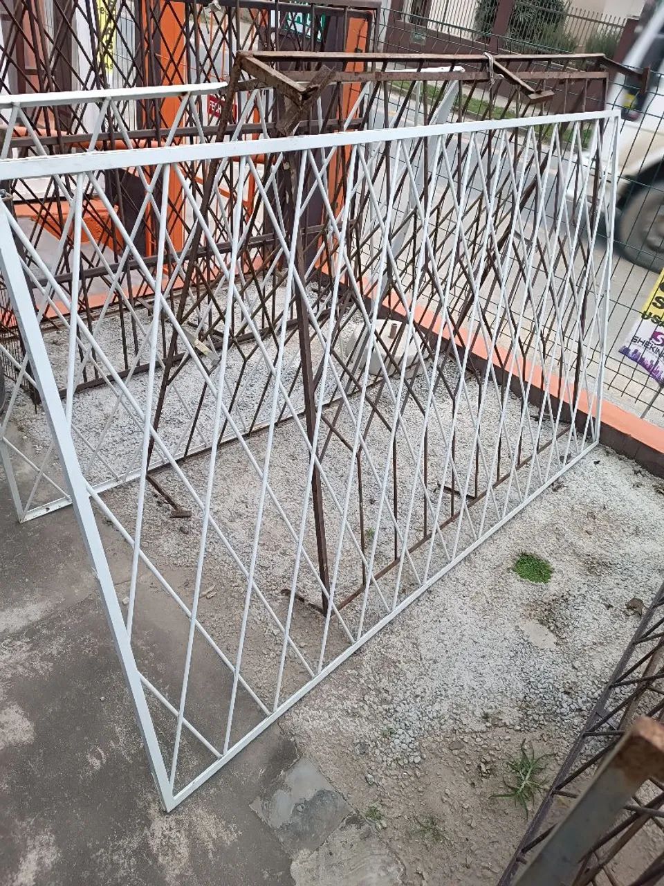 Grades de janela 1.17 x 2m VENDE-SE  - Foto 3