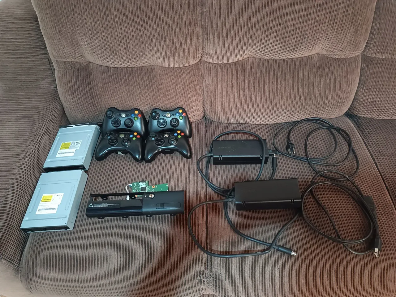 Controles e peças Xbox 360 !!!