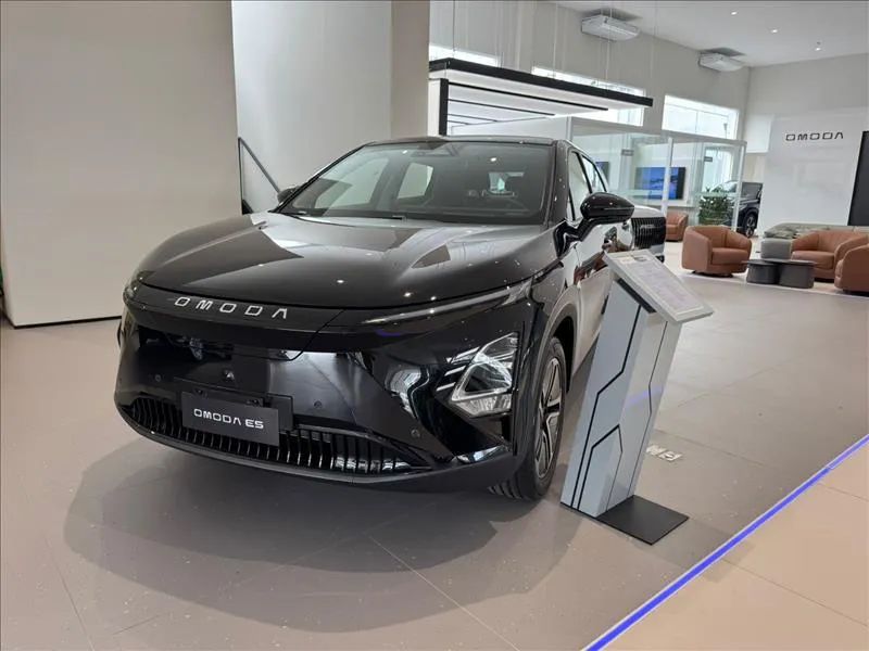 Omoda E5 Elétrico (61,1 KW) 2026