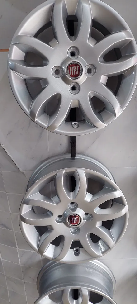 Rodas de liga leve Fiat aro 14