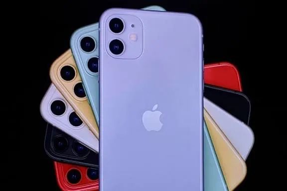 iPhone 11 128gb *semi novos * 