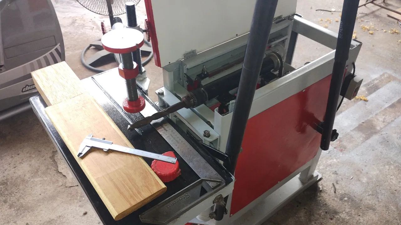 Furadeira horizontal Robusta - Foto 6