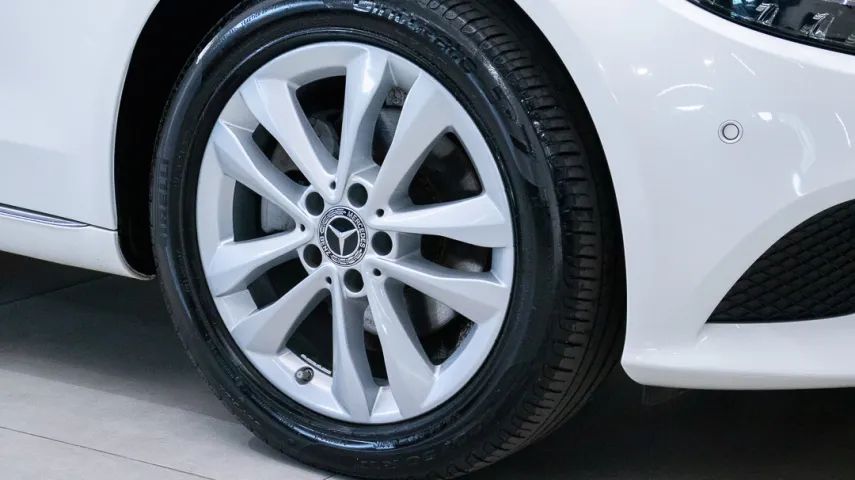Mercedes-Benz C 180 1.6 CGI GASOLINA AVANTGARDE 9G-TRONIC - Foto 5