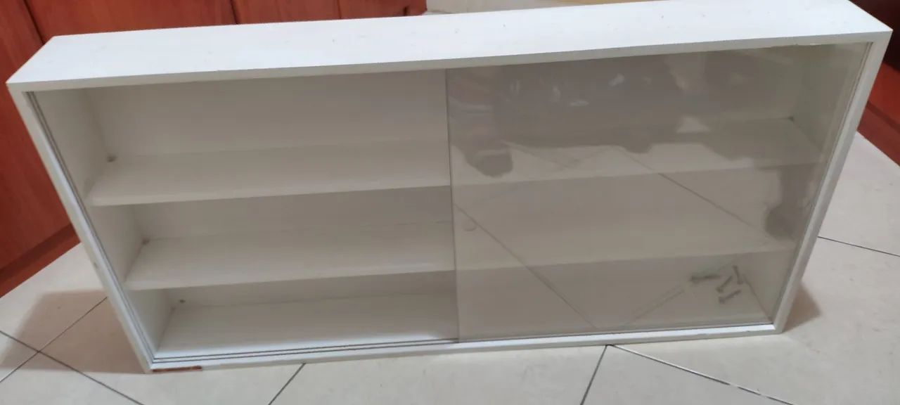 Estante para miniaturas e coleções 