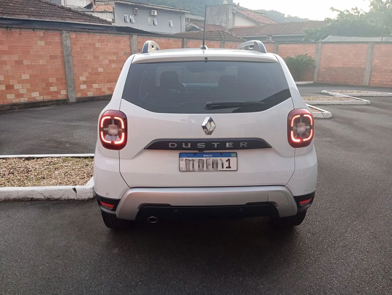 Vendo Duster Iconic 2021  - Foto 3