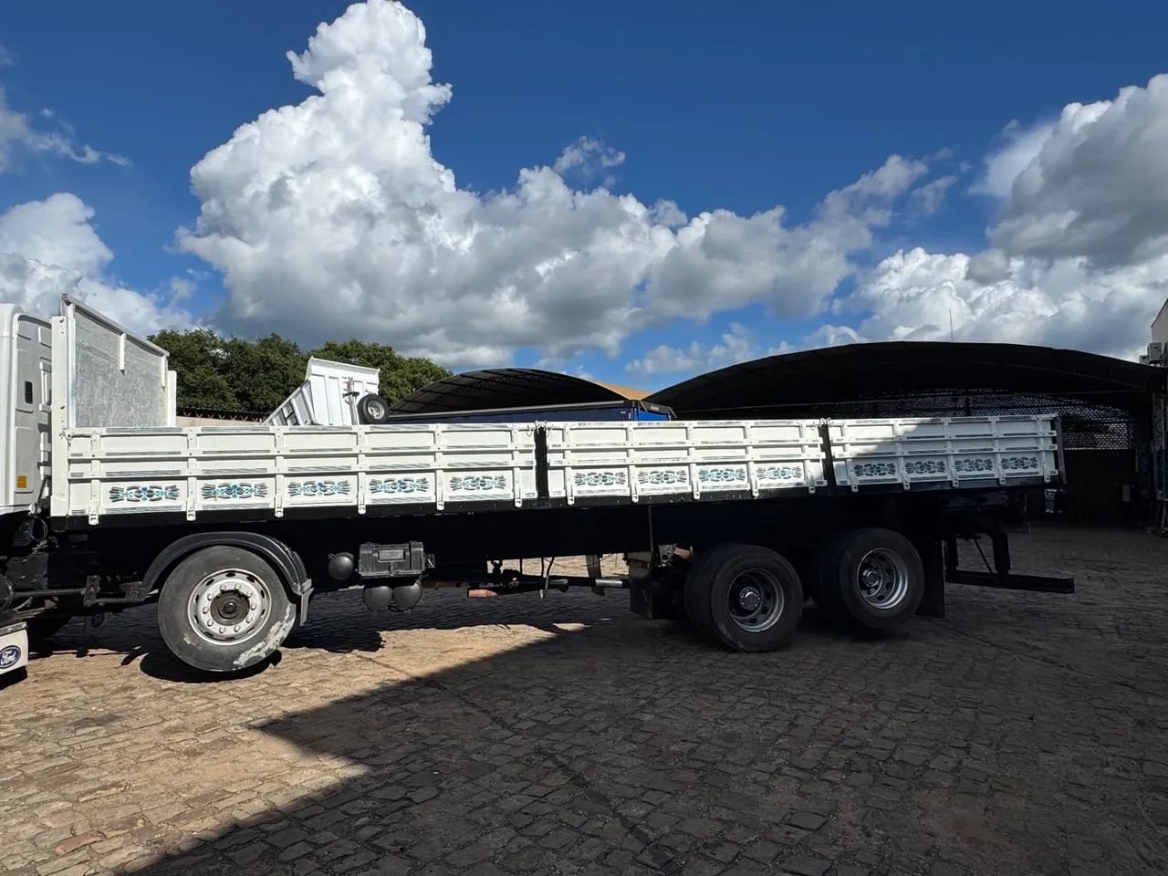 Vendo carroceria  - Foto 2