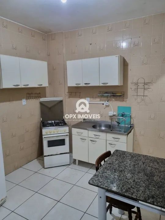 Apartamento de 2 Quartos no Edifício Atílio Pozza, no Centro de Balneário Piçarras - Foto 7