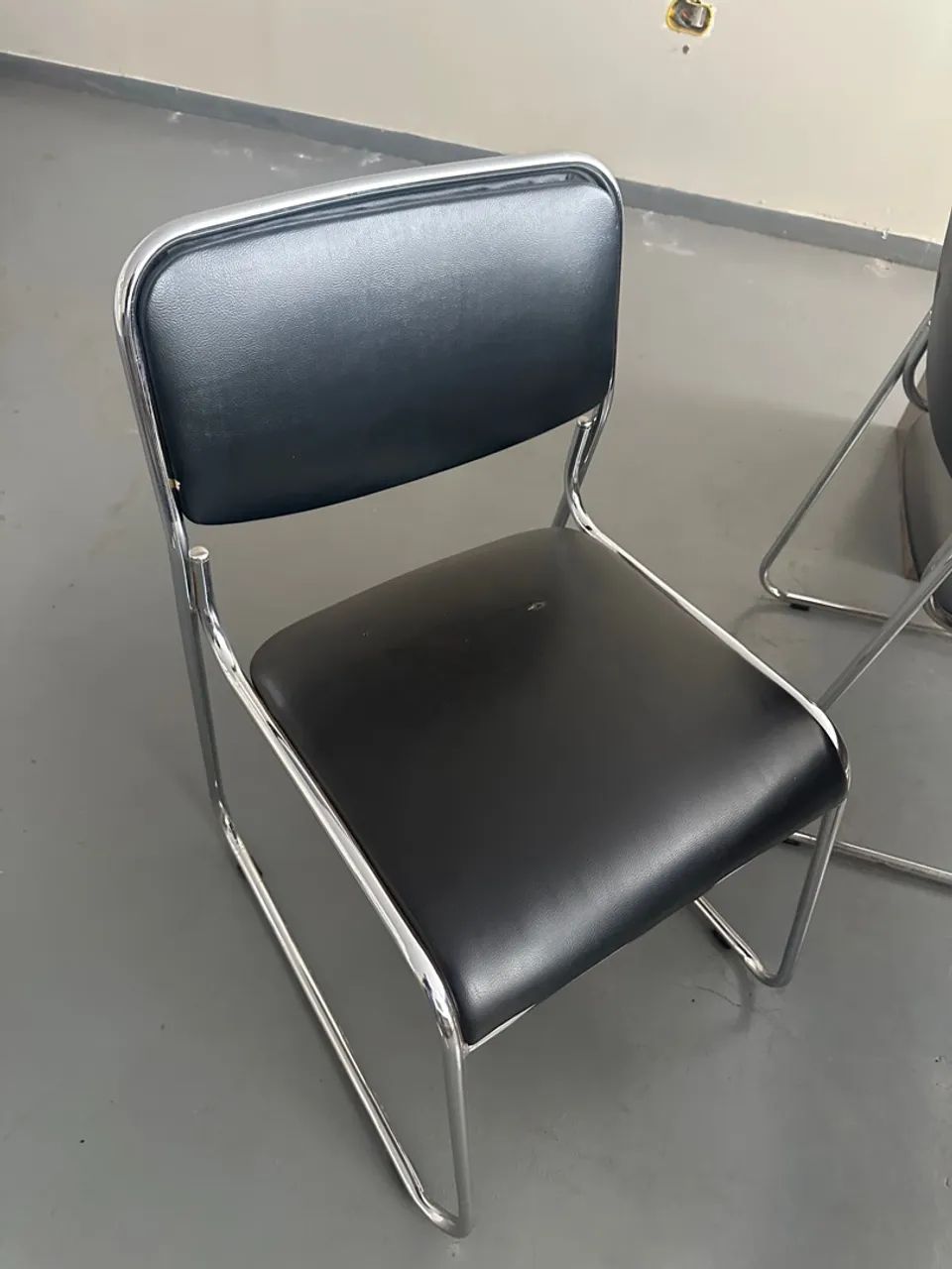 Cadeira de escritório com design moderno conjunto para mesas LEIA O ANÚNCIO 