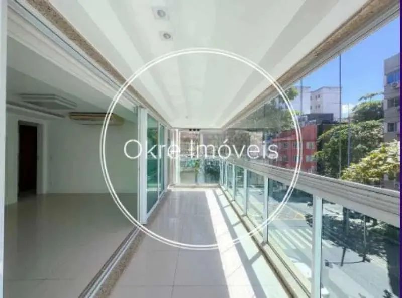 Apartamento com 4 para locação - 200 m² - 1 vaga - quadra da praia