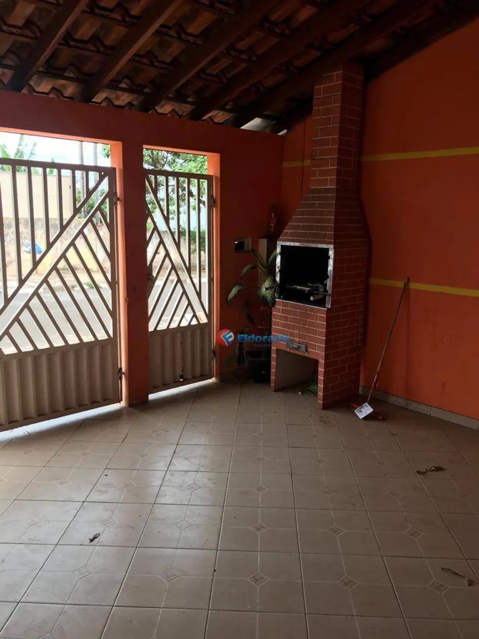 Casa com 2 quartos à venda, 82 m² por R$ 320.000 - Parque das Indústrias (Nova Veneza) - S