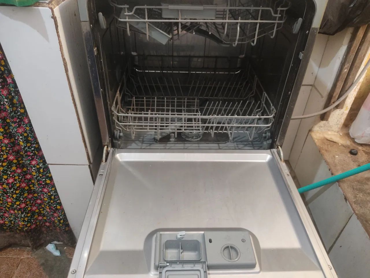 Lava Louças Electrolux - Semi Nova - Foto 4