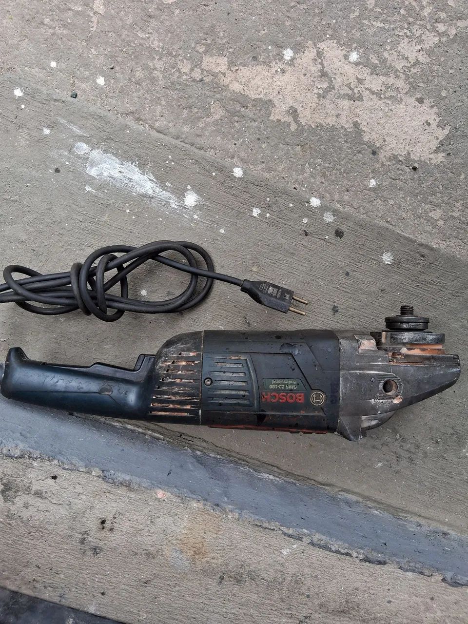 Lixadeira Bosch 220v revisada 7 polegadas  - Foto 5