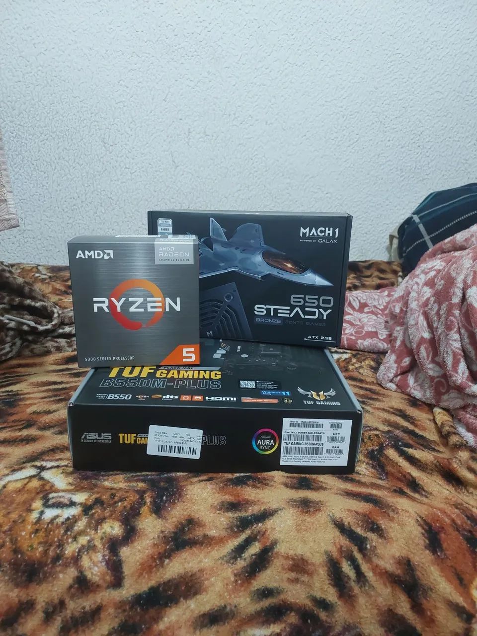 Kit placa mãe processador e fonte nunca usado na caixa 