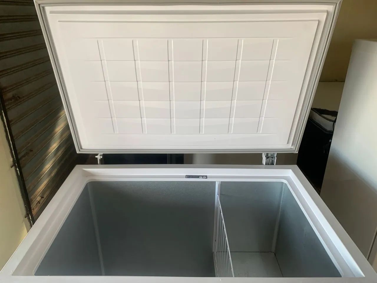 Vendo Esse Freezer - Foto 2